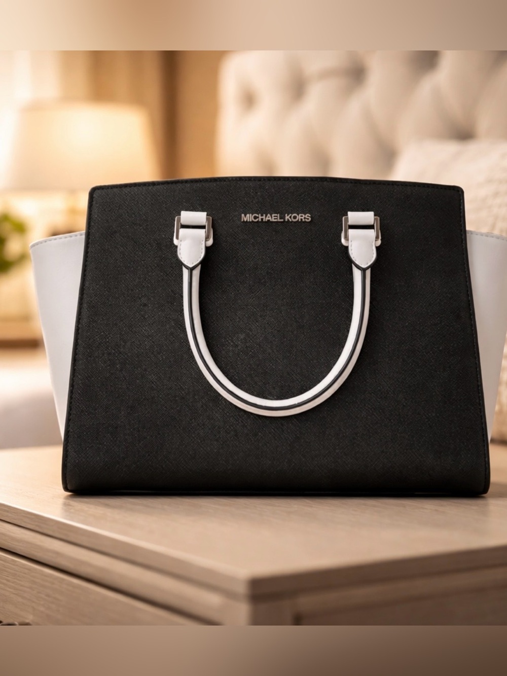 Michael Kors Black & White Saffiano Leather Satchel missing strap